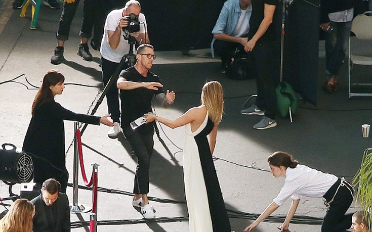 aniston4