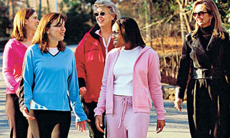 Το περπάτημα, η καλύτερη άσκηση για τους έντονους και στρεσογόνους ρυθμούς που ζούμε