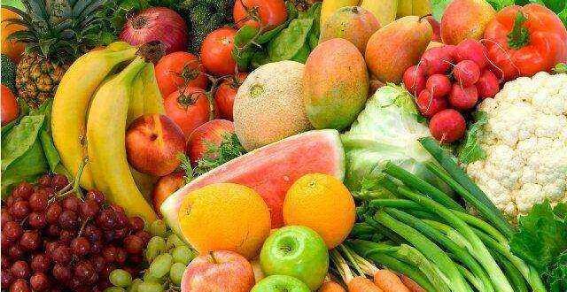 Πόσες μερίδες φρούτα και λαχανικά πρέπει να τρώμε τη μέρα