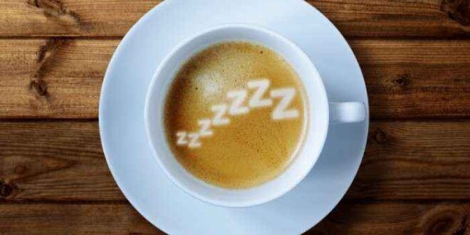 Γιατί πρέπει να πίνετε καφέ πριν το μεσημεριανό σας ύπνο