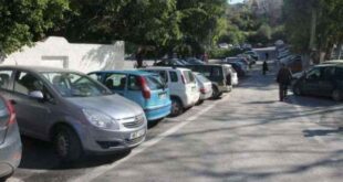 Τα Χανιά γέμισαν... αυτόκλητους παρκαδόρους