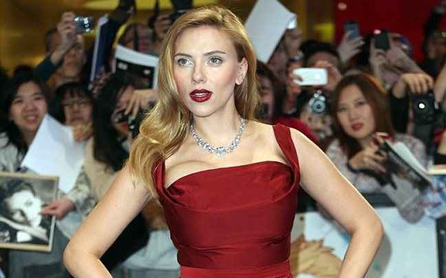 Η Scarlett Johansson στη μικρή οθόνη