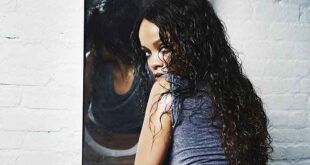 Βρεγμένη και άγρια η Rihanna