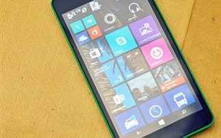 Παρουσιάστηκε το πρώτο Lumia της Microsoft