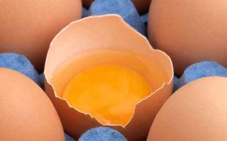 Τρικ για τους λεκέδες από αυγά