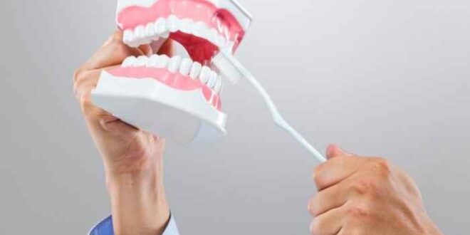 Ομαλός λειχήνας στόματος: Τι είναι και πως αντιμετωπίζεται