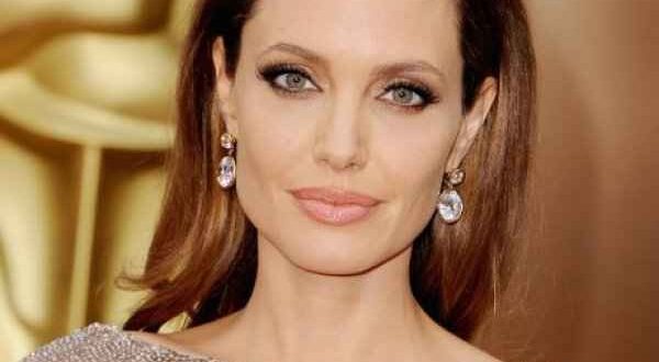 Oυπς Η δήλωση που θα σοκάρει την Angelina Jolie και θα χαροποιήσει την Jennifer Aniston!