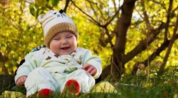 Γιατί τα μωρά χαμογελούν τόσο συχνά;