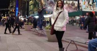 Δείτε την Μάρω Λύτρα να κάνει βόλτα με τον σύντροφο της στη Νέα Υόρκη