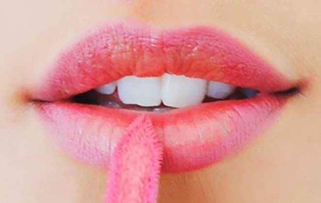 Μυστικά που αναδεικνύουν τα χείλη σας