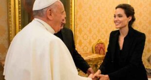 Συνάντηση της Αντζελίνα Τζολί με τον Πάπα