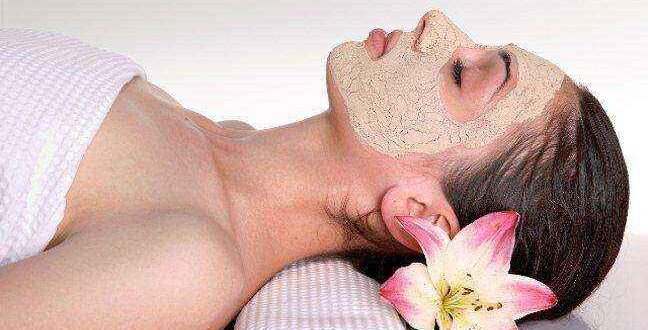Φυσική μάσκα ανανέωσης για το πρόσωπο