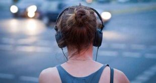 Η δυνατή μουσική απειλή για την ακοή των νέων