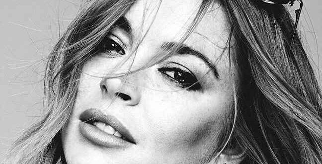 Τόπλες η Lindsay Lohan