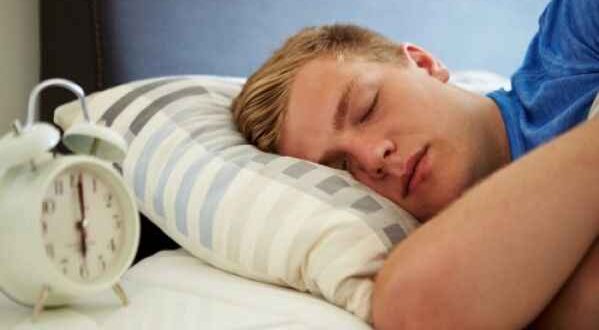 Το σταθερό πρόγραμμα ύπνου «κλειδί» για την υγεία των νέων!