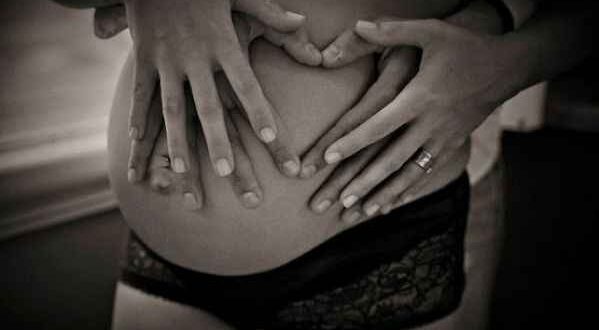 Εγκυμοσύνη και σεξουαλικότητα: Πώς νιώθει η εγκυμονούσα όταν βλέπει το σώμα της να αλλάζει;