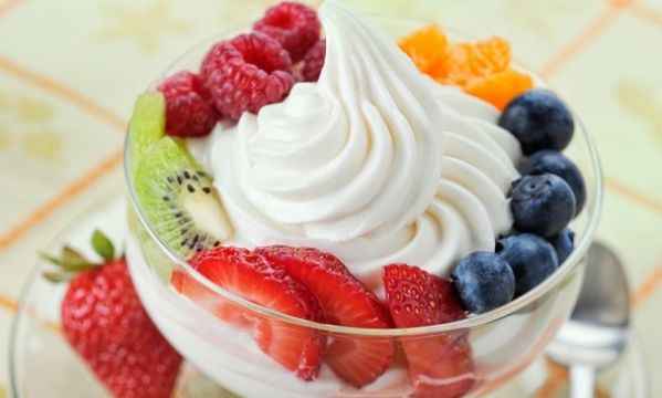 Συνταγή για λαχταριστό frozen yogurt με 3 μόνο υλικά!