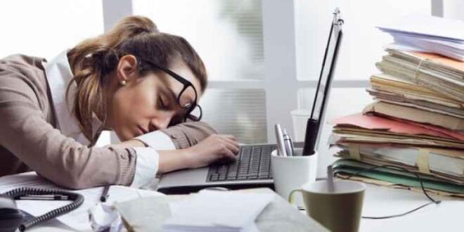 Η στέρηση του ύπνου γερνάει πρόωρα και αυξάνει τον κίνδυνο εμφάνισης ασθενειών