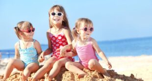 10 ατάκες που λένε οι μαμάδες στα παιδιά στην παραλία