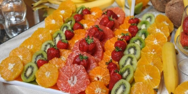 Δείτε ποια φρούτα αυξάνουν τη γλυκόζη και την ινσουλίνη περισσότερο