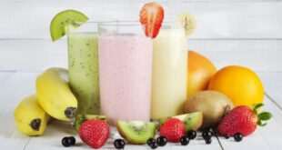 Φτιάξτε smoothies με καλοκαιρινά φρούτα
