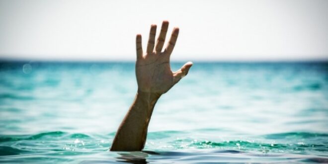 Έλλειψη προσοχής και μη γνώση κολύμβησης οι βασικές αιτίες των πνιγμών, τονίζουν στελέχη του Λιμενικού