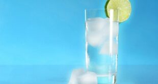 Δίαιτες & Αδυνάτισμα: Πόσο νερό πρέπει να πίνετε και πότε