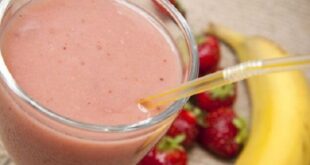 Συνταγή για σπιτικό smoothie φράουλας με 4 υλικά!