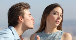 «Σεξουαλική παρανόηση»: Γιατί οι άντρες νομίζουν ότι οι γυναίκες συνέχεια φλερτάρουν;