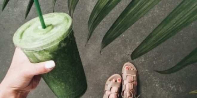 Αποτοξίνωση τώρα: «Καθάρισε» τον οργανισμό σου με αυτό το πράσινο smoothie!