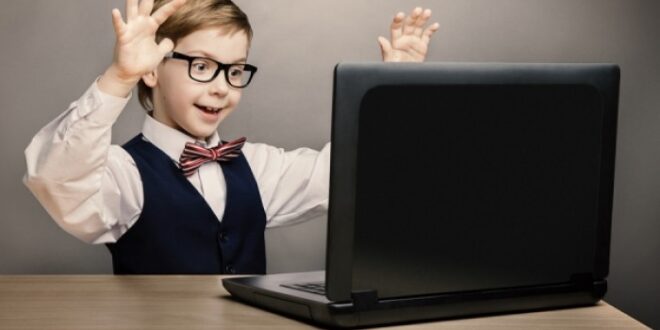 Πώς θα προφυλάξετε το παιδί από τους κινδύνους του διαδικτύου
