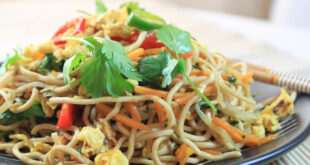 Noodles αυγού με λαχανικά