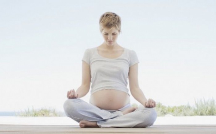 Pranayama και εγκυμοσύνη: Τι είναι οι αναπνευστικές τεχνικές στην Yoga;
