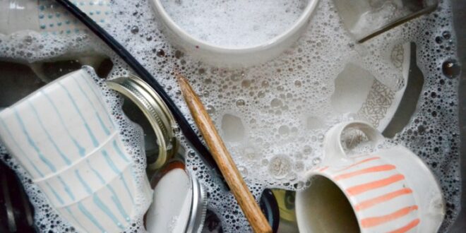 Πλύνετε πιάτα αν έχετε άγχος