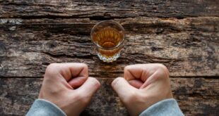 Πώς επηρεάζει το αλκοόλ τη στύση