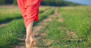 Γιατί πρέπει να περπατάτε συχνότερα ξυπόλυτοι