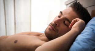 Γυμνός ύπνος: Δείτε πόσο αυξάνει την ανδρική γονιμότητα