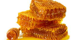 Μάσκα καθαρισμού με μέλι και κρασί για όλους τους τύπους δέρματος