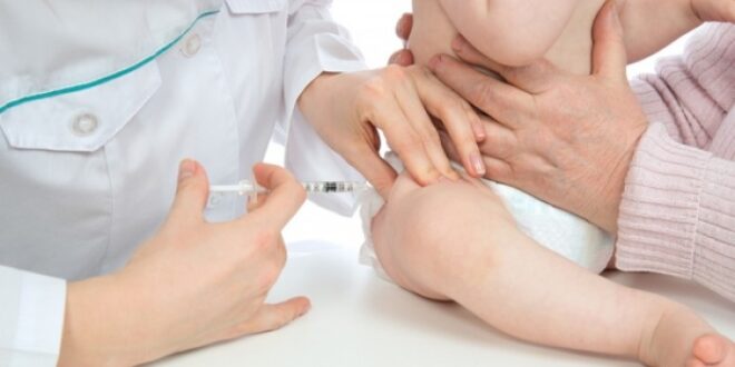 Εμβόλιο στο παιδί: Που είναι καλύτερο να γίνεται, στο μηρό ή στο μπράτσο;