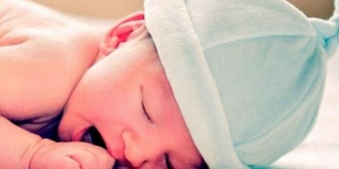 Κρανιακή πηγή μωρού: Μάθετε τα πάντα για το μαλακό σημείο στο κεφαλάκι του μωρού σας