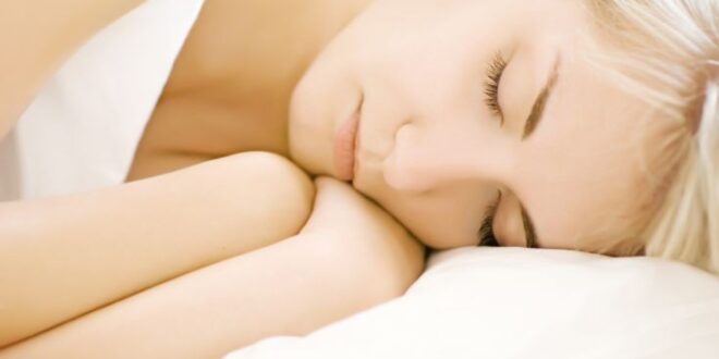 Ο πολύς ύπνος σε συνδυασμό με καθιστική ζωή βλάπτουν την υγεία