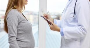 Check up γονιμότητας: Πότε πρέπει να γίνεται - Ποια είναι τα καλύτερα αναπαραγωγικά χρόνια