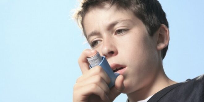 Άσθμα: Γιατί τα αγόρια το ξεπερνούν πιο εύκολα