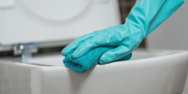 Δείτε πόσα μικρόβια κρύβονται στο μπάνιο σας