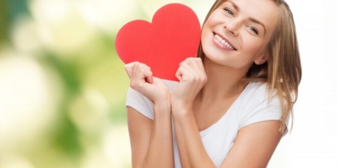 Γυναίκες και καρδιαγγειακά: Ο παράγοντας που μειώνει τρεις φορές τον κίνδυνο