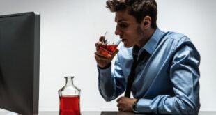 Κοκκινίζετε μετά την κατανάλωση αλκοόλ; Δείτε από τι κινδυνεύετε