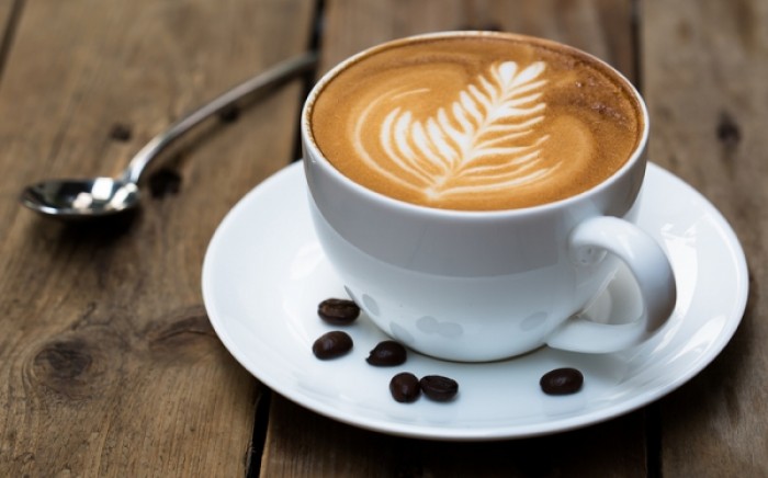 Καφές: Πόσο πρέπει να πίνετε για να μη βλάψετε τα οστά σας