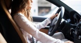 Λάθος στάση σώματος στην οδήγηση: Δείτε από τι κινδυνεύετε
