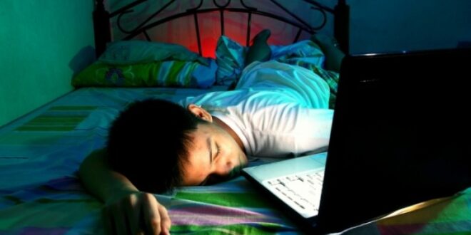 Έλλειψη ύπνου στην εφηβεία: Για ποια ασθένεια αυξάνει τις πιθανότητες