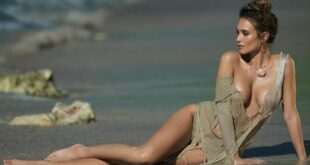 Η Hannah Davis είναι ένα καυτό θηλυκό